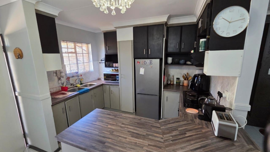 To Let 2 Bedroom Property for Rent in Dan Pienaar Free State